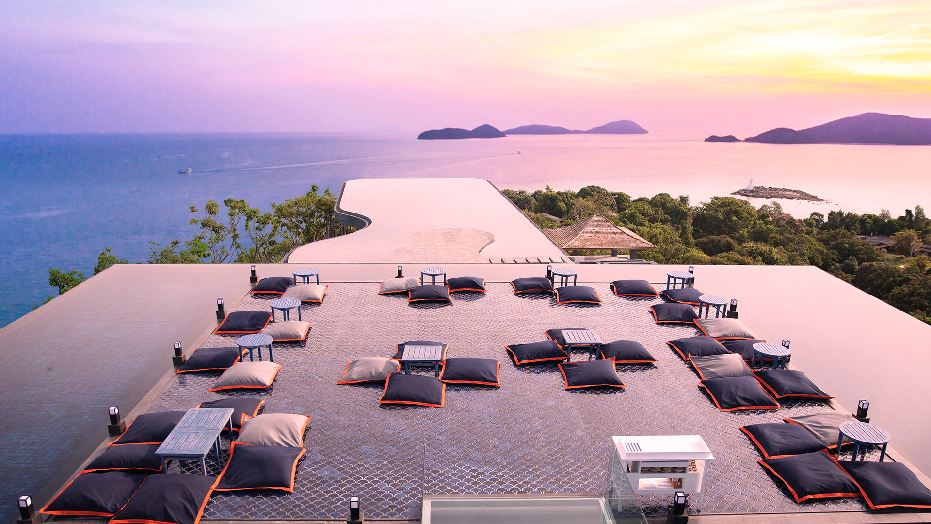 Hero-Baba-Nest-coolest-rooftop-bar-experience-thailand