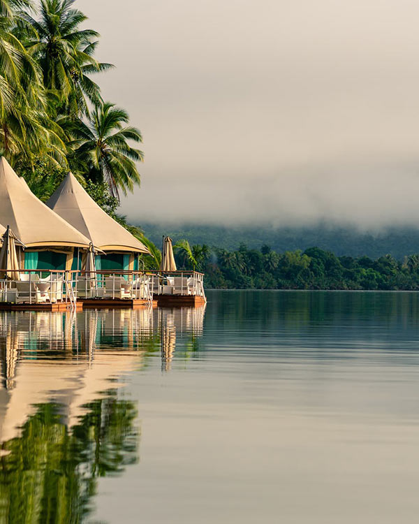 4 Rivers Floating Lodge: Experience the Cardamom Rainforest