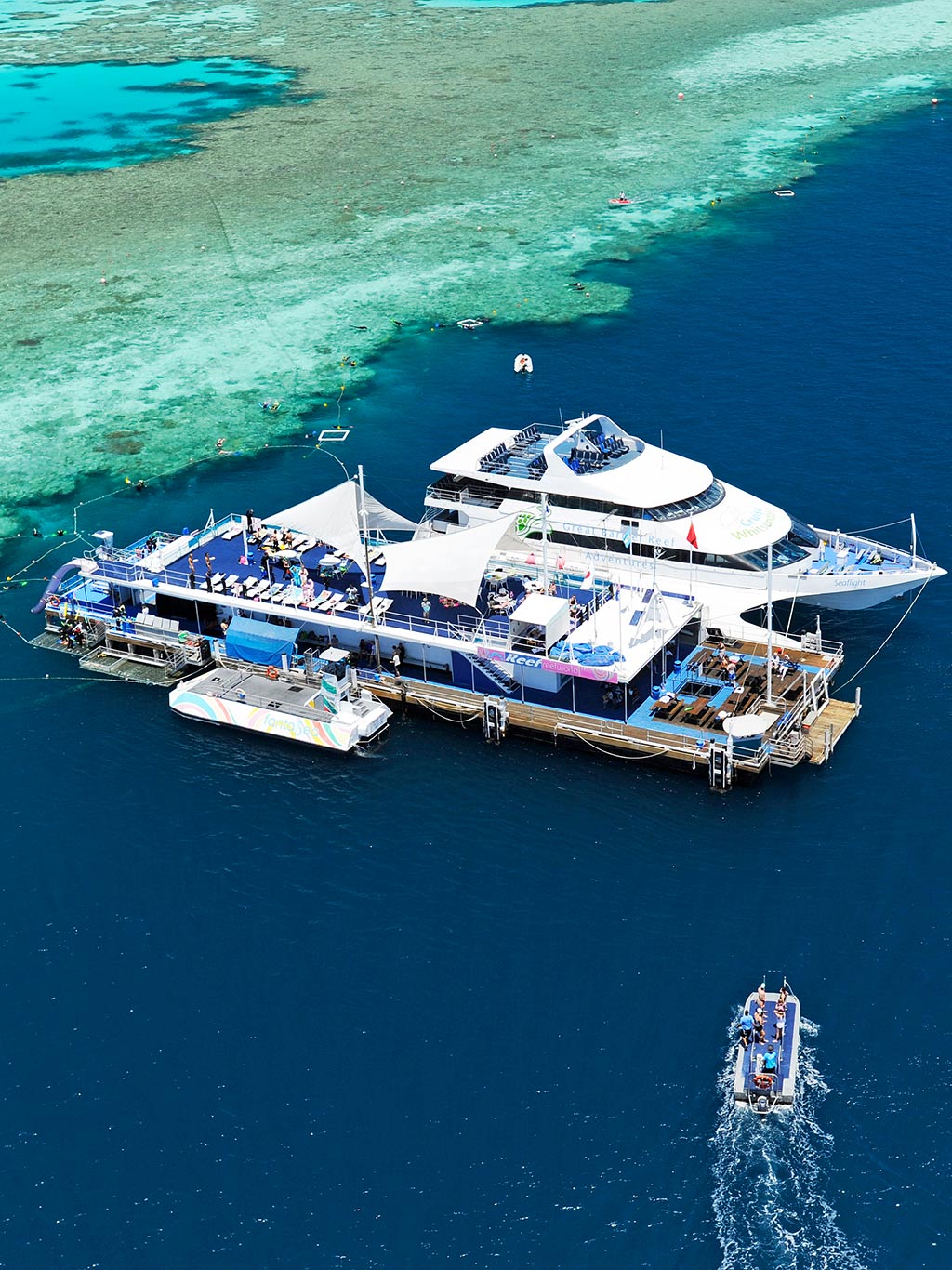 HT-Qualia-Great-Barrier-Reef-Australia-Experience